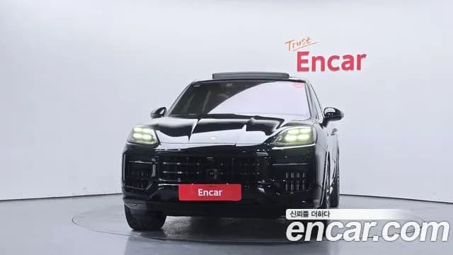 2025 Porsche Cayenne (PO536) 4.0 GTS Sold VIN WP1AG29Y2SDA53121 – interior seats 2025 Porsche Cayenne (PO536) 4.0 GTS Sold VIN WP1AG29Y2SDA53121 – interior seats
