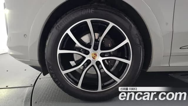 2024 Porsche Cayenne (PO536) 3.0 Coupe Sold VIN WP1BA29Y0RDA58852 – photo 25 2024 Porsche Cayenne (PO536) 3.0 Coupe Sold VIN WP1BA29Y0RDA58852 – photo 25