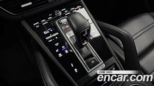 2021 Porsche Cayenne (PO536) 3.0 Coupe Sold VIN WP1BA29Y1MDA62322 – exterior detail 2021 Porsche Cayenne (PO536) 3.0 Coupe Sold VIN WP1BA29Y1MDA62322 – exterior detail