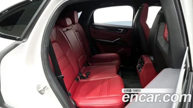 2022 Porsche Cayenne (PO536) 3.0 Coupe Sold VIN WP1BA29Y6ND401987 – trunk area 2022 Porsche Cayenne (PO536) 3.0 Coupe Sold VIN WP1BA29Y6ND401987 – trunk area