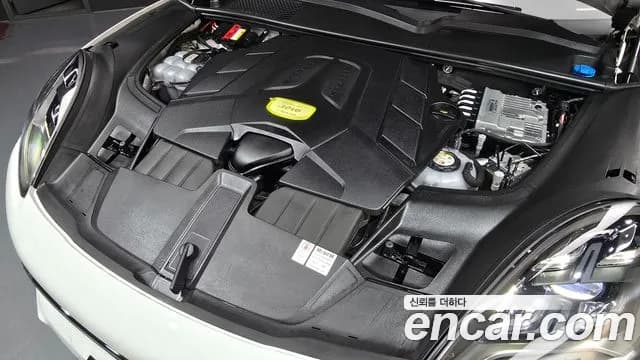 2022 Porsche Cayenne (PO536) 3.0 E-Hybrid Coupe Sold VIN WP1BE29Y0NDA72068 – odometer reading 2022 Porsche Cayenne (PO536) 3.0 E-Hybrid Coupe Sold VIN WP1BE29Y0NDA72068 – odometer reading