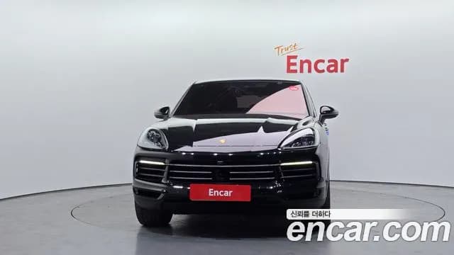 2023 Porsche Cayenne (PO536) 3.0 E-HYBRID COUPE PLATINUM EDITION Sold VIN WP1BE29Y2PDA41083 – exterior detail 2023 Porsche Cayenne (PO536) 3.0 E-HYBRID COUPE PLATINUM EDITION Sold VIN WP1BE29Y2PDA41083 – exterior detail