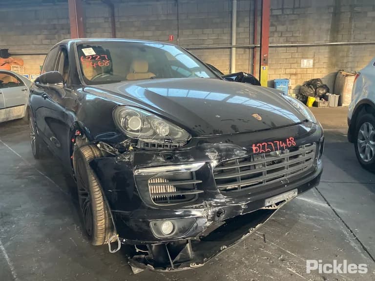 2017 Porsche Cayenne Used VIN WP1ZZZ92ZJKA40655 – photo 27 2017 Porsche Cayenne Used VIN WP1ZZZ92ZJKA40655 – photo 27