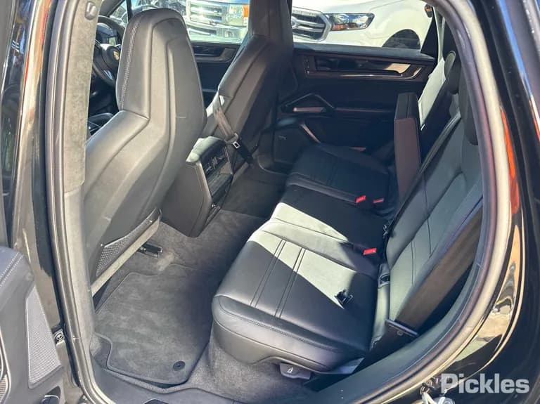 2025 Porsche Cayenne Used VIN WP1ZZZ9YZTDA25188 – engine bay 2025 Porsche Cayenne Used VIN WP1ZZZ9YZTDA25188 – engine bay