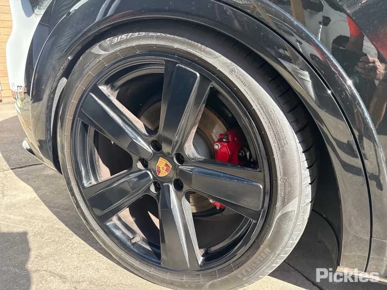 2025 Porsche Cayenne Used VIN WP1ZZZ9YZTDA25188 – photo 19 2025 Porsche Cayenne Used VIN WP1ZZZ9YZTDA25188 – photo 19