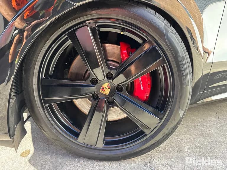 2025 Porsche Cayenne Used VIN WP1ZZZ9YZTDA25188 – photo 33 2025 Porsche Cayenne Used VIN WP1ZZZ9YZTDA25188 – photo 33