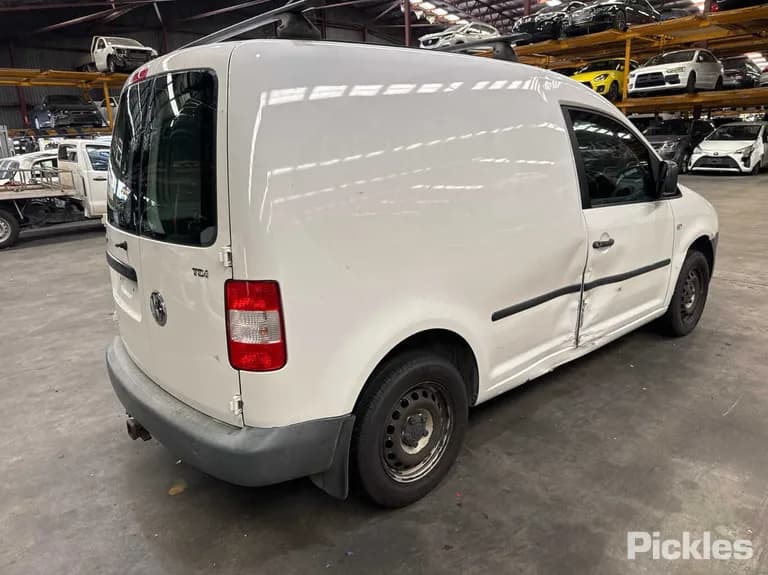 2008 Volkswagen Caddy Used VIN WV1ZZZ2KZ8X134786 – trunk area 2008 Volkswagen Caddy Used VIN WV1ZZZ2KZ8X134786 – trunk area