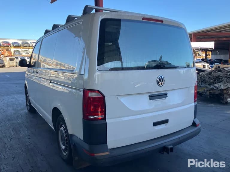 2016 Volkswagen Transporter Used VIN WV1ZZZ7HZGH085843 – dashboard 2016 Volkswagen Transporter Used VIN WV1ZZZ7HZGH085843 – dashboard