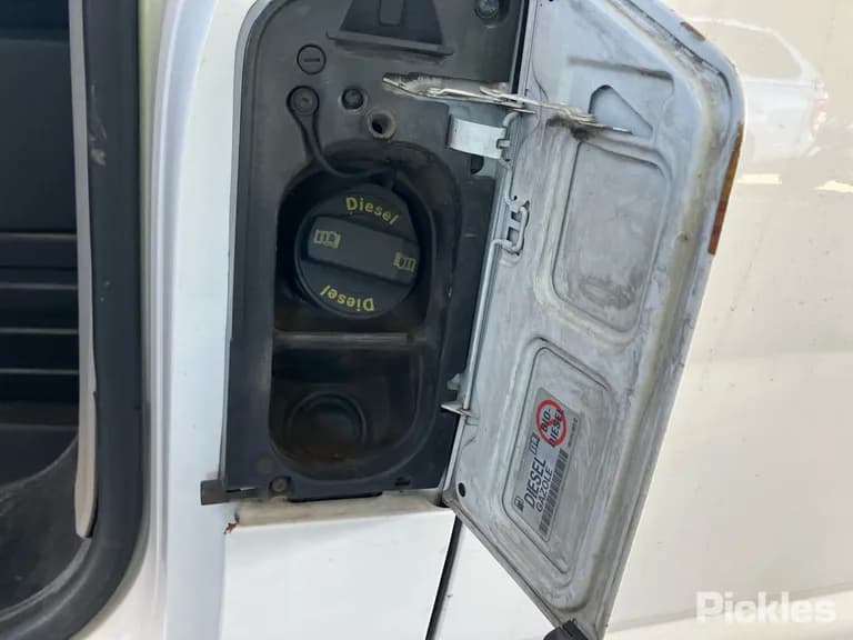 2016 Volkswagen Transporter Used VIN WV1ZZZ7HZGH085843 – photo 16 2016 Volkswagen Transporter Used VIN WV1ZZZ7HZGH085843 – photo 16