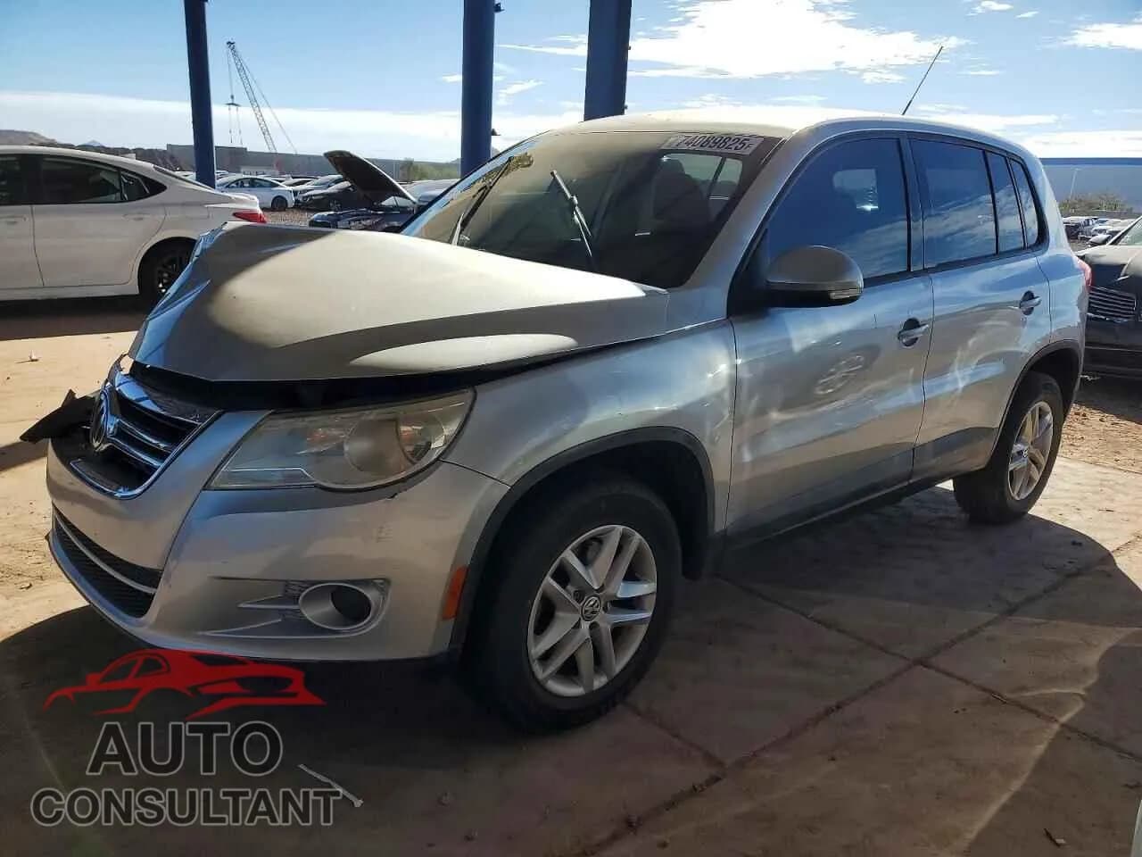2011 VOLKSWAGEN TIGUAN Damaged VIN WVGAV7AX9BW548942 – front exterior 2011 VOLKSWAGEN TIGUAN Damaged VIN WVGAV7AX9BW548942 – front exterior