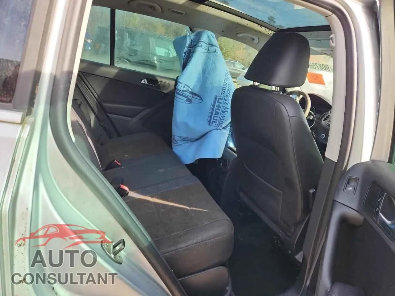 2010 VOLKSWAGEN TIGUAN Used VIN WVGBV9AX8AW522847 – photo 11 2010 VOLKSWAGEN TIGUAN Used VIN WVGBV9AX8AW522847 – photo 11