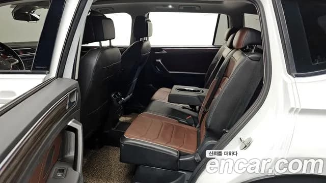 2024 Volkswagen Tiguan Allspace 2.0 TSI Prestige Sold VIN WVGZZZ5N0RM063249 – side profile 2024 Volkswagen Tiguan Allspace 2.0 TSI Prestige Sold VIN WVGZZZ5N0RM063249 – side profile