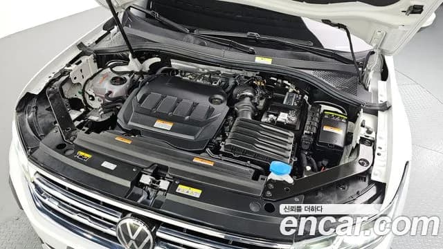 2023 Volkswagen Tiguan 2nd Gen 2.0 TDI Prestige Sold VIN WVGZZZ5N2PW021263 – dashboard 2023 Volkswagen Tiguan 2nd Gen 2.0 TDI Prestige Sold VIN WVGZZZ5N2PW021263 – dashboard