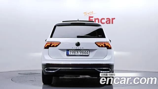 2023 Volkswagen Tiguan 2nd Gen 2.0 TDI Prestige Sold VIN WVGZZZ5N2PW021263 – photo 16 2023 Volkswagen Tiguan 2nd Gen 2.0 TDI Prestige Sold VIN WVGZZZ5N2PW021263 – photo 16