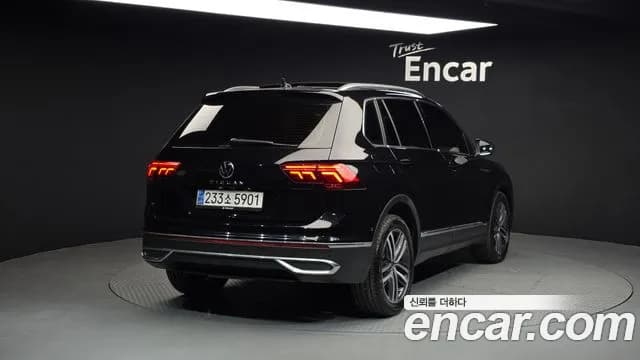 2023 Volkswagen Tiguan 2nd Gen 2.0 TDI Prestige Sold VIN WVGZZZ5N2PW078336 – rear exterior 2023 Volkswagen Tiguan 2nd Gen 2.0 TDI Prestige Sold VIN WVGZZZ5N2PW078336 – rear exterior
