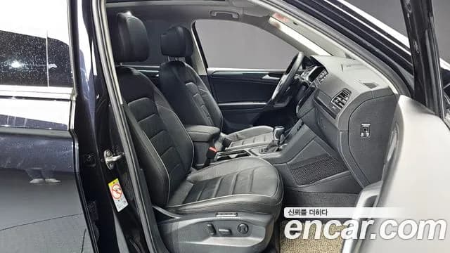 2023 Volkswagen Tiguan 2nd Gen 2.0 TDI Prestige Sold VIN WVGZZZ5N2PW078336 – photo 16 2023 Volkswagen Tiguan 2nd Gen 2.0 TDI Prestige Sold VIN WVGZZZ5N2PW078336 – photo 16