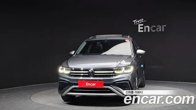 2024 Volkswagen Tiguan Allspace 2.0 TSI Prestige Sold VIN WVGZZZ5N2RM058442 – interior seats 2024 Volkswagen Tiguan Allspace 2.0 TSI Prestige Sold VIN WVGZZZ5N2RM058442 – interior seats