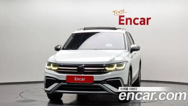 2023 Volkswagen Tiguan Allspace 2.0 TSI Prestige Sold VIN WVGZZZ5N3PM013894 – photo 13 2023 Volkswagen Tiguan Allspace 2.0 TSI Prestige Sold VIN WVGZZZ5N3PM013894 – photo 13