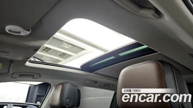 2023 Volkswagen Tiguan Allspace 2.0 TSI Prestige Sold VIN WVGZZZ5N3PM037516 – trunk area 2023 Volkswagen Tiguan Allspace 2.0 TSI Prestige Sold VIN WVGZZZ5N3PM037516 – trunk area