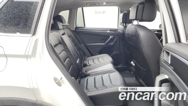 2024 Volkswagen Tiguan 2nd Gen 2.0 TDI Prestige Sold VIN WVGZZZ5N3RW061984 – exterior detail 2024 Volkswagen Tiguan 2nd Gen 2.0 TDI Prestige Sold VIN WVGZZZ5N3RW061984 – exterior detail