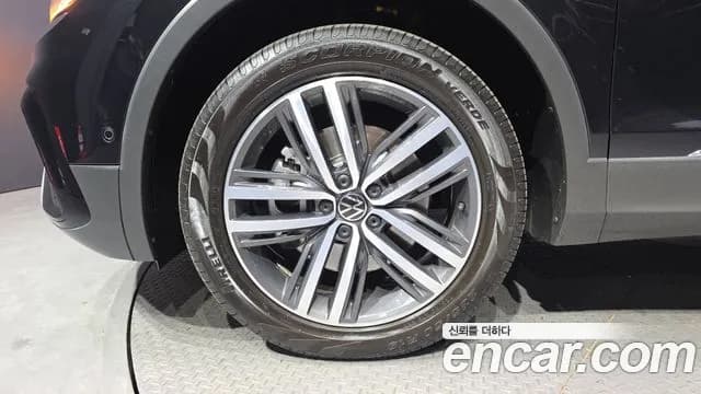 2023 Volkswagen Tiguan Allspace 2.0 TSI Prestige Sold VIN WVGZZZ5N4PM046080 – photo 31 2023 Volkswagen Tiguan Allspace 2.0 TSI Prestige Sold VIN WVGZZZ5N4PM046080 – photo 31
