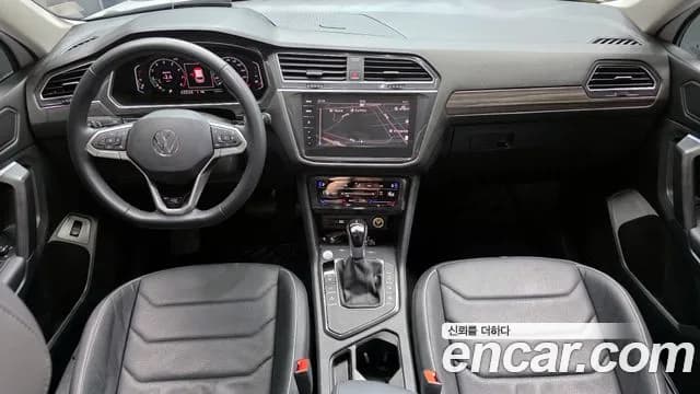 2023 Volkswagen Tiguan Allspace 2.0 TSI Prestige Sold VIN WVGZZZ5N4PM069567 – dashboard 2023 Volkswagen Tiguan Allspace 2.0 TSI Prestige Sold VIN WVGZZZ5N4PM069567 – dashboard