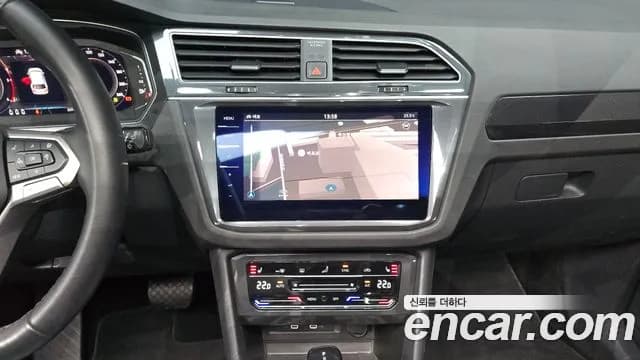 2023 Volkswagen Tiguan 2nd Gen 2.0 TDI Prestige Sold VIN WVGZZZ5N4PW011415 – exterior detail 2023 Volkswagen Tiguan 2nd Gen 2.0 TDI Prestige Sold VIN WVGZZZ5N4PW011415 – exterior detail