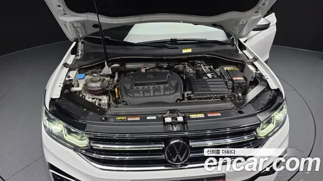 2023 Volkswagen Tiguan Allspace 2.0 TSI Prestige Sold VIN WVGZZZ5N6PM014747 – interior seats 2023 Volkswagen Tiguan Allspace 2.0 TSI Prestige Sold VIN WVGZZZ5N6PM014747 – interior seats