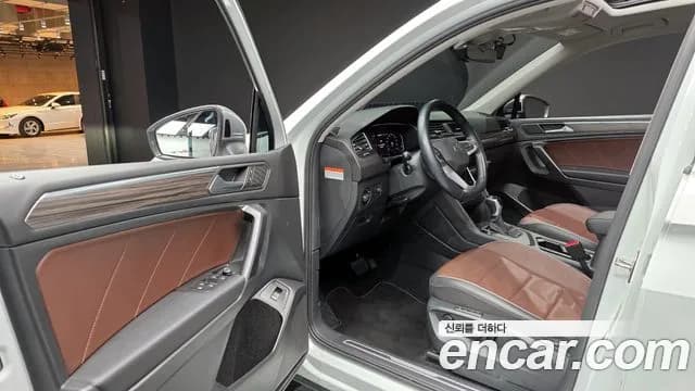 2023 Volkswagen Tiguan Allspace 2.0 TDI Prestige Sold VIN WVGZZZ5N6PM027319 – photo 12 2023 Volkswagen Tiguan Allspace 2.0 TDI Prestige Sold VIN WVGZZZ5N6PM027319 – photo 12