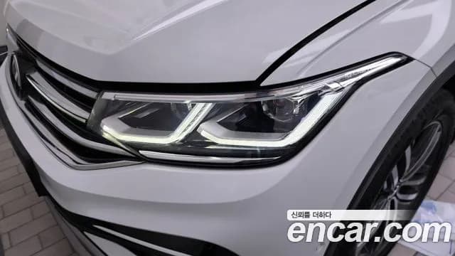 2023 Volkswagen Tiguan Allspace 2.0 TSI Prestige Sold VIN WVGZZZ5N8PM049970 – interior seats 2023 Volkswagen Tiguan Allspace 2.0 TSI Prestige Sold VIN WVGZZZ5N8PM049970 – interior seats