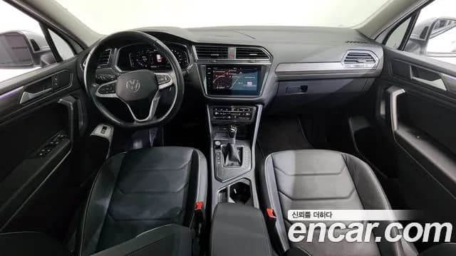 2023 Volkswagen Tiguan Allspace 2.0 TSI Prestige Sold VIN WVGZZZ5NXPM019627 – interior seats 2023 Volkswagen Tiguan Allspace 2.0 TSI Prestige Sold VIN WVGZZZ5NXPM019627 – interior seats