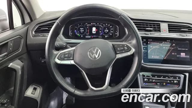 2023 Volkswagen Tiguan Allspace 2.0 TSI Prestige Sold VIN WVGZZZ5NXPM019627 – photo 14 2023 Volkswagen Tiguan Allspace 2.0 TSI Prestige Sold VIN WVGZZZ5NXPM019627 – photo 14