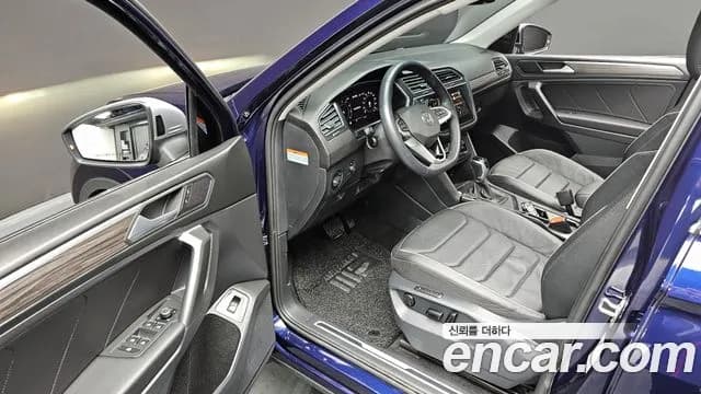 2023 Volkswagen Tiguan Allspace 2.0 TSI Prestige Sold VIN WVGZZZ5NXPM081061 – photo 19 2023 Volkswagen Tiguan Allspace 2.0 TSI Prestige Sold VIN WVGZZZ5NXPM081061 – photo 19