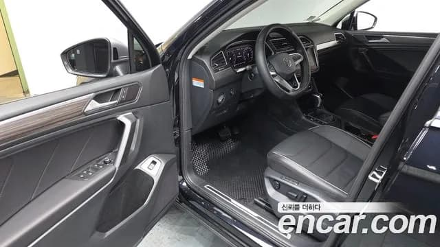 2024 Volkswagen Tiguan Allspace 2.0 TSI Prestige Sold VIN WVGZZZ5NXRM055353 – photo 17 2024 Volkswagen Tiguan Allspace 2.0 TSI Prestige Sold VIN WVGZZZ5NXRM055353 – photo 17