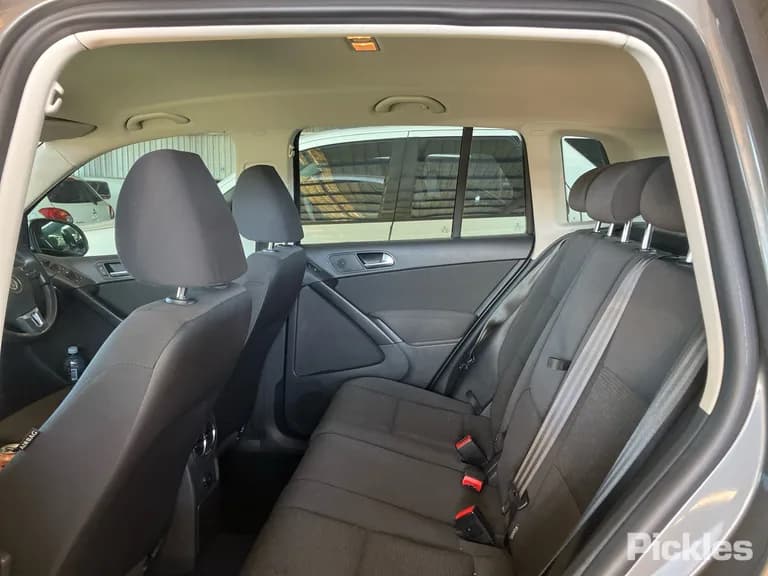 2014 Volkswagen Tiguan Used VIN WVGZZZ5NZEW095525 – interior seats 2014 Volkswagen Tiguan Used VIN WVGZZZ5NZEW095525 – interior seats