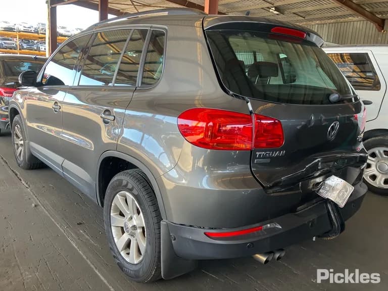 2014 Volkswagen Tiguan Used VIN WVGZZZ5NZEW095525 – odometer reading 2014 Volkswagen Tiguan Used VIN WVGZZZ5NZEW095525 – odometer reading