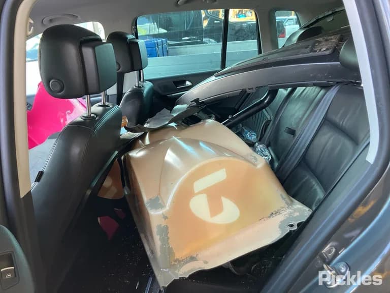 2015 Volkswagen Tiguan Used VIN WVGZZZ5NZFW032580 – photo 25 2015 Volkswagen Tiguan Used VIN WVGZZZ5NZFW032580 – photo 25