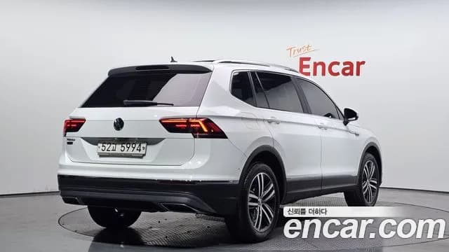 2018 Volkswagen Tiguan Allspace 2.0 TDI Prestige Sold VIN WVGZZZ5NZJM189922 – rear exterior 2018 Volkswagen Tiguan Allspace 2.0 TDI Prestige Sold VIN WVGZZZ5NZJM189922 – rear exterior