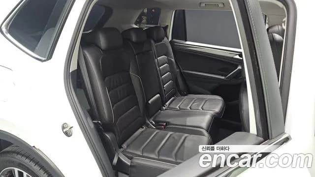 2018 Volkswagen Tiguan Allspace 2.0 TDI Prestige Sold VIN WVGZZZ5NZJM189922 – photo 14 2018 Volkswagen Tiguan Allspace 2.0 TDI Prestige Sold VIN WVGZZZ5NZJM189922 – photo 14