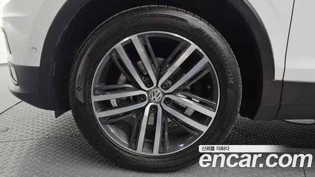 2018 Volkswagen Tiguan Allspace 2.0 TDI Prestige Sold VIN WVGZZZ5NZJM189922 – photo 15 2018 Volkswagen Tiguan Allspace 2.0 TDI Prestige Sold VIN WVGZZZ5NZJM189922 – photo 15