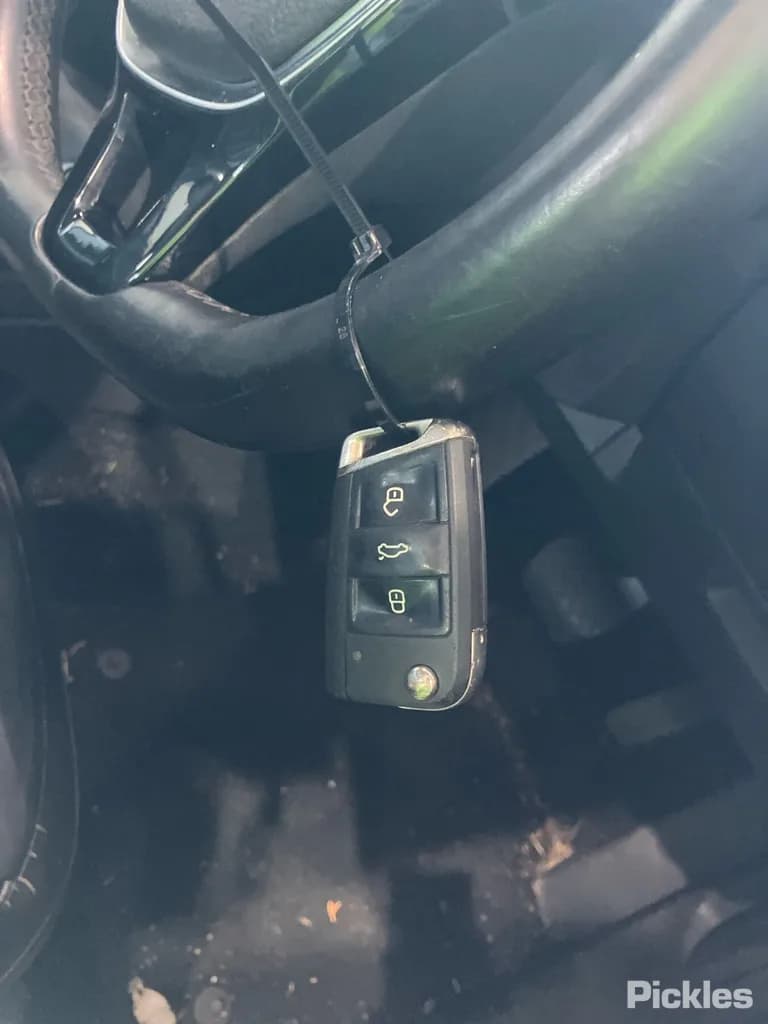 2018 Volkswagen Tiguan Used VIN WVGZZZ5NZJW893732 – dashboard 2018 Volkswagen Tiguan Used VIN WVGZZZ5NZJW893732 – dashboard