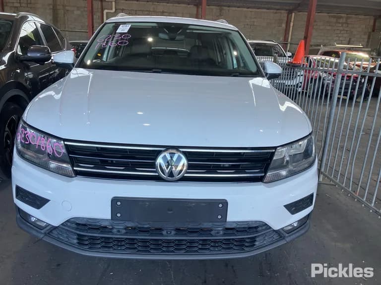 2018 Volkswagen Tiguan Used VIN WVGZZZ5NZJW893732 – photo 17 2018 Volkswagen Tiguan Used VIN WVGZZZ5NZJW893732 – photo 17