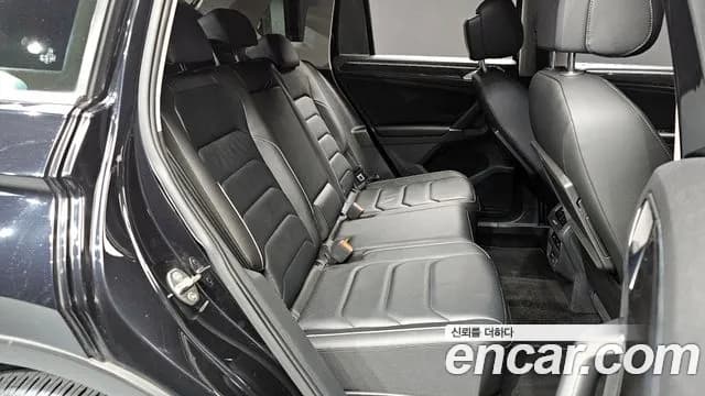 2018 Volkswagen Tiguan 2nd Gen 2.0 TDI Premium Sold VIN WVGZZZ5NZJW930291 – engine bay 2018 Volkswagen Tiguan 2nd Gen 2.0 TDI Premium Sold VIN WVGZZZ5NZJW930291 – engine bay