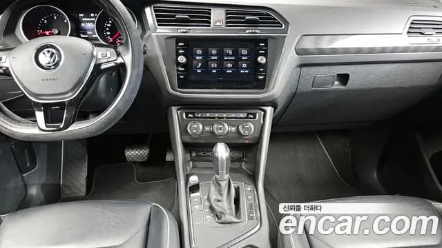 2018 Volkswagen Tiguan 2nd Gen 2.0 TDI Premium Sold VIN WVGZZZ5NZJW930291 – photo 11 2018 Volkswagen Tiguan 2nd Gen 2.0 TDI Premium Sold VIN WVGZZZ5NZJW930291 – photo 11
