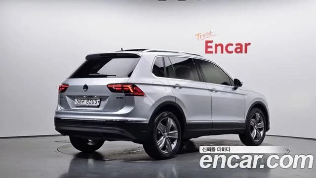 2018 Volkswagen Tiguan 2nd Gen 2.0 TDI 4Motion Prestige Sold VIN WVGZZZ5NZJW953959 – photo 12 2018 Volkswagen Tiguan 2nd Gen 2.0 TDI 4Motion Prestige Sold VIN WVGZZZ5NZJW953959 – photo 12