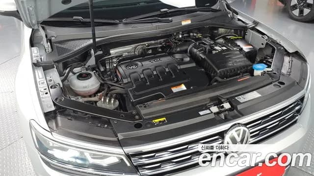 2018 Volkswagen Tiguan 2nd Gen 2.0 TDI 4Motion Prestige Sold VIN WVGZZZ5NZJW953959 – photo 20 2018 Volkswagen Tiguan 2nd Gen 2.0 TDI 4Motion Prestige Sold VIN WVGZZZ5NZJW953959 – photo 20