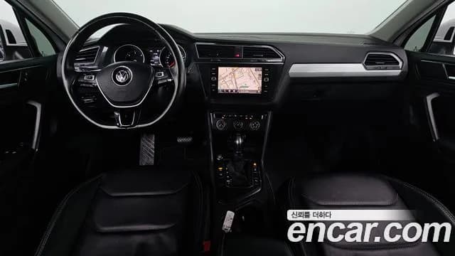 2018 Volkswagen Tiguan 2nd Gen 2.0 TDI Sold VIN WVGZZZ5NZJW968781 – interior seats 2018 Volkswagen Tiguan 2nd Gen 2.0 TDI Sold VIN WVGZZZ5NZJW968781 – interior seats