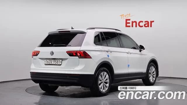 2018 Volkswagen Tiguan 2nd Gen 2.0 TDI Sold VIN WVGZZZ5NZJW968781 – undercarriage 2018 Volkswagen Tiguan 2nd Gen 2.0 TDI Sold VIN WVGZZZ5NZJW968781 – undercarriage