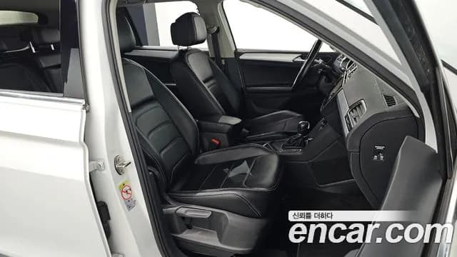 2018 Volkswagen Tiguan 2nd Gen 2.0 TDI Sold VIN WVGZZZ5NZJW968781 – photo 18 2018 Volkswagen Tiguan 2nd Gen 2.0 TDI Sold VIN WVGZZZ5NZJW968781 – photo 18