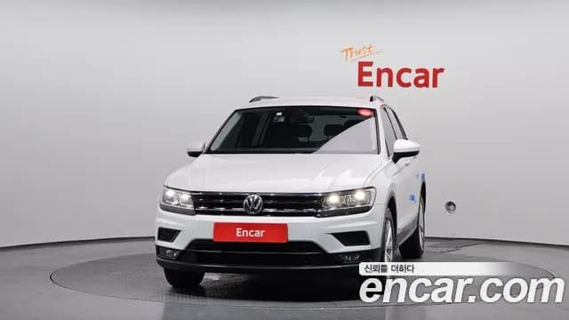 2018 Volkswagen Tiguan 2nd Gen 2.0 TDI Sold VIN WVGZZZ5NZJW968781 – photo 24 2018 Volkswagen Tiguan 2nd Gen 2.0 TDI Sold VIN WVGZZZ5NZJW968781 – photo 24